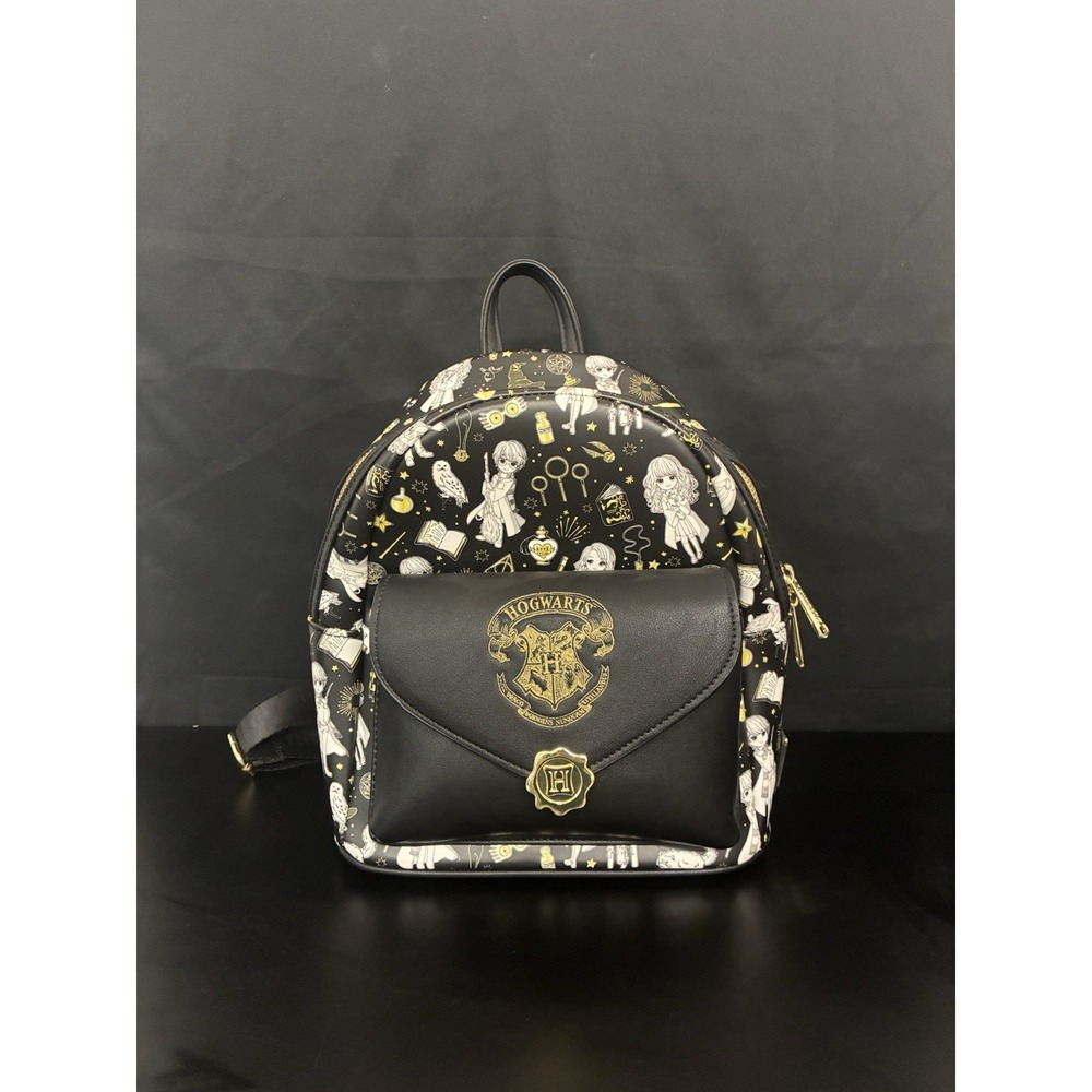 Loungefly Harry Potter Hogwarts Crest Mini Backpack Black/Gold - Picture 1 of 3
